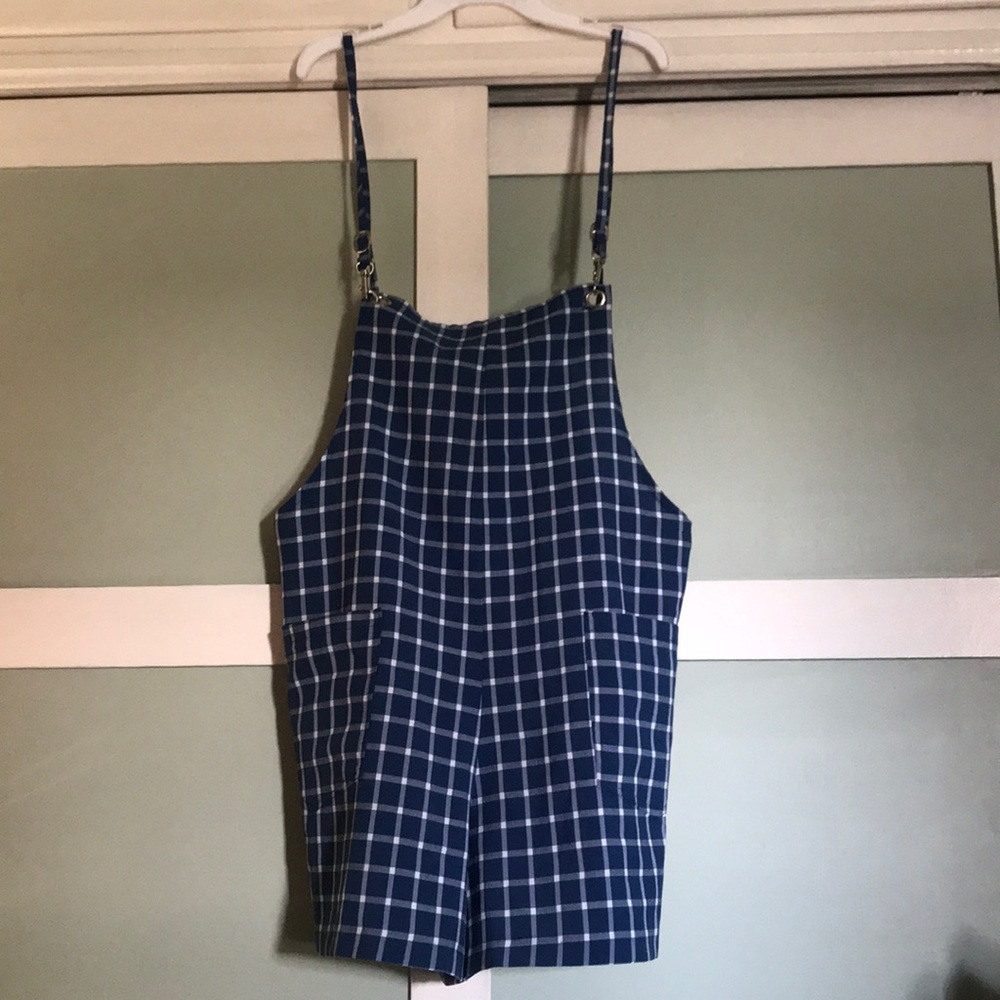 Woman’s Short Overalls